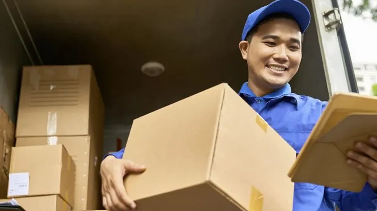 Tugas dan Tanggung Jawab Kurir Freelance